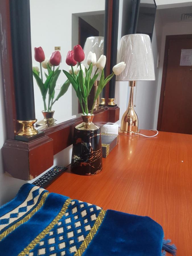 Karam Taibah Almasi Hotell Medina Exteriör bild