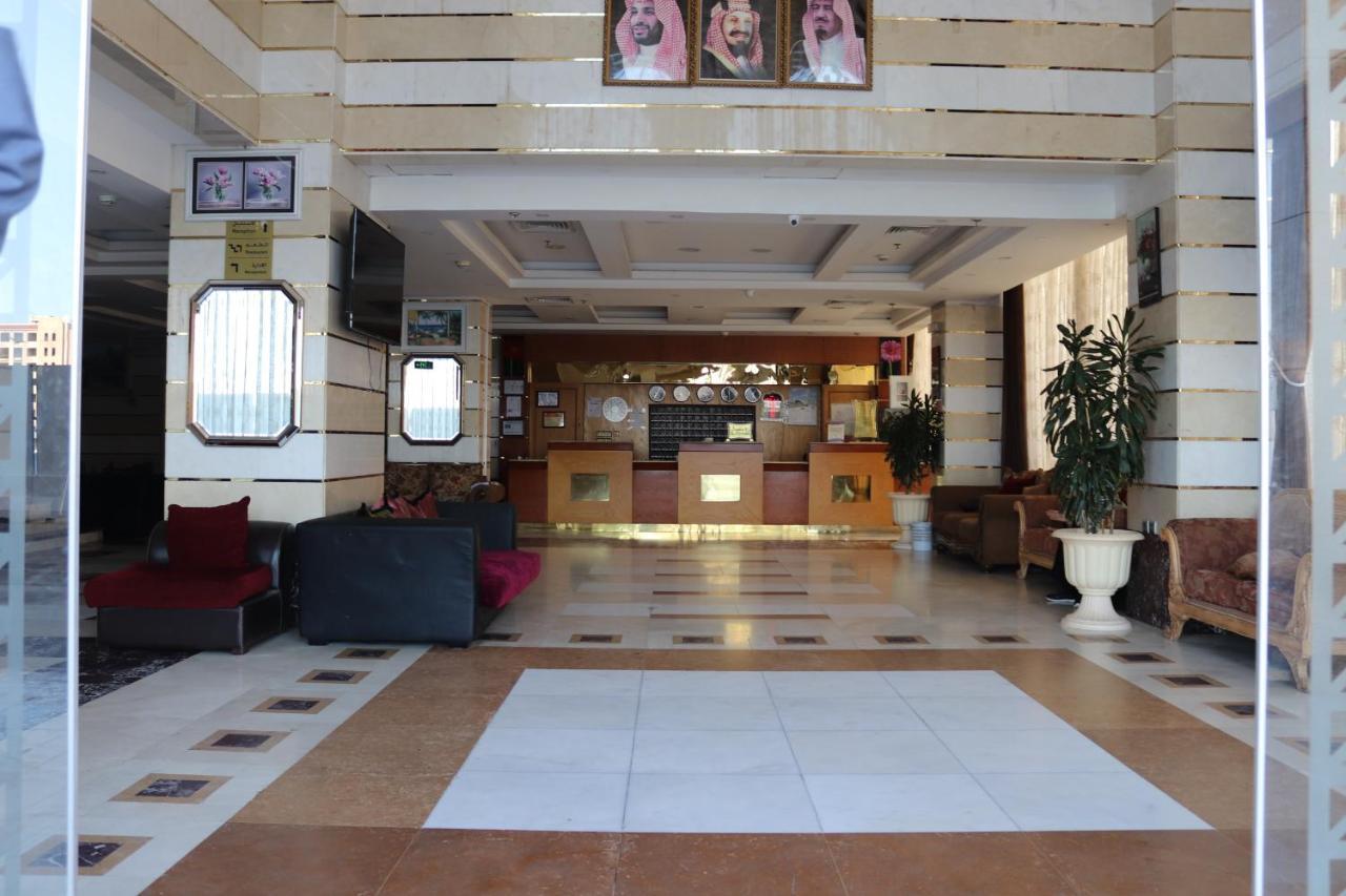 Karam Taibah Almasi Hotell Medina Exteriör bild