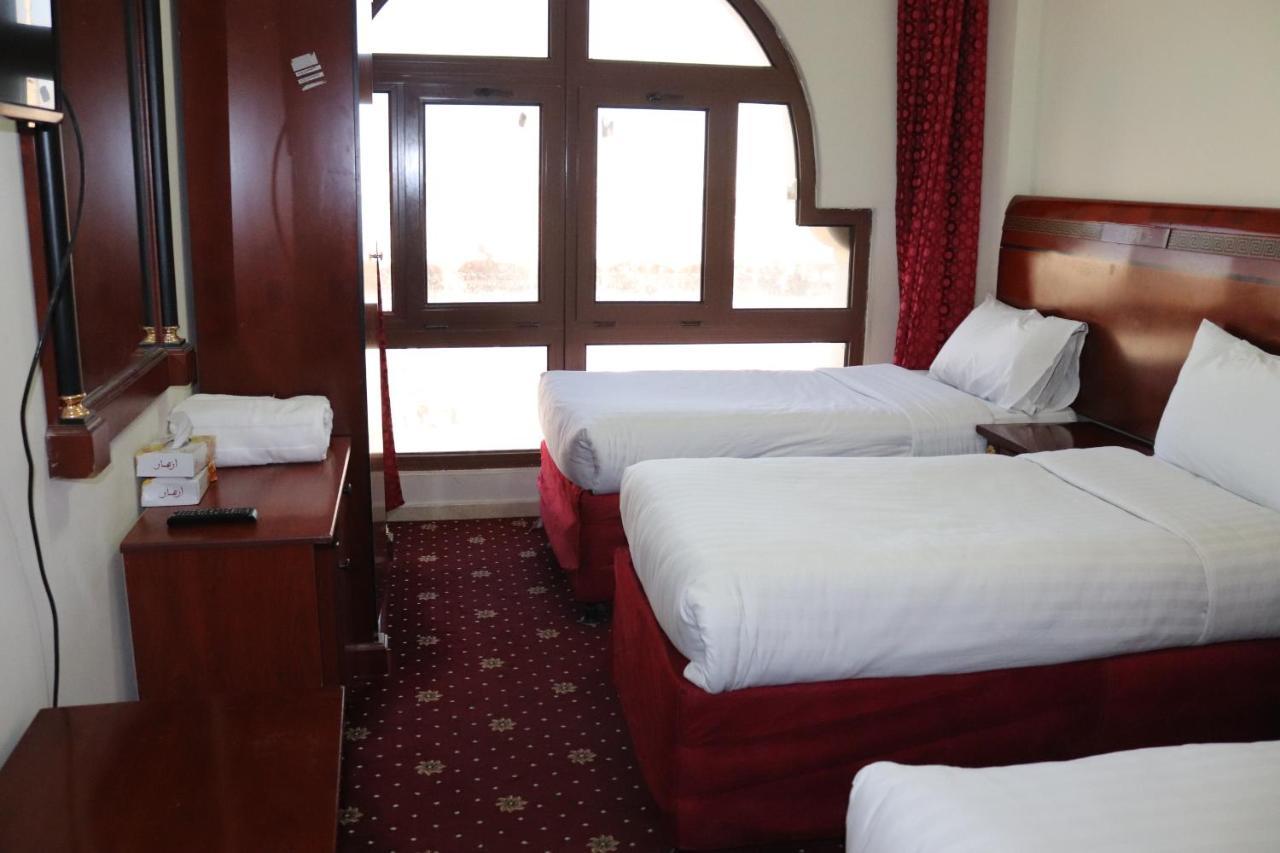 Karam Taibah Almasi Hotell Medina Exteriör bild